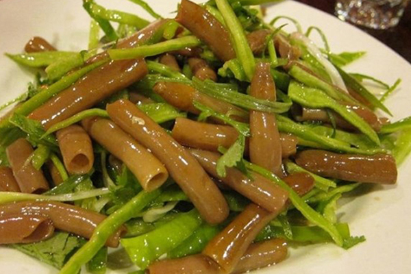 doan-tham-quan-dinh-quan-lan